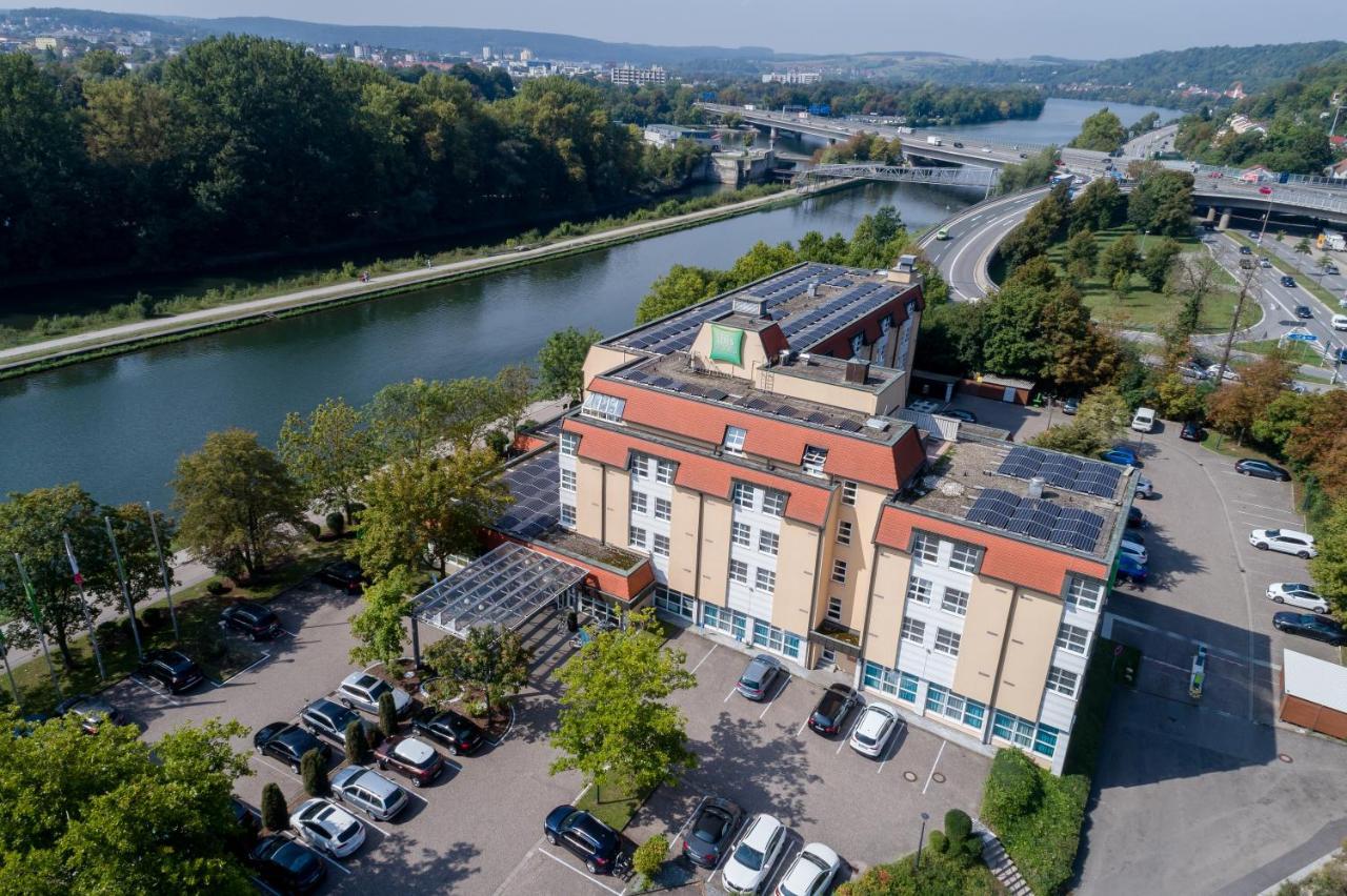 Ibis Styles Regensburg Hotel Exterior foto